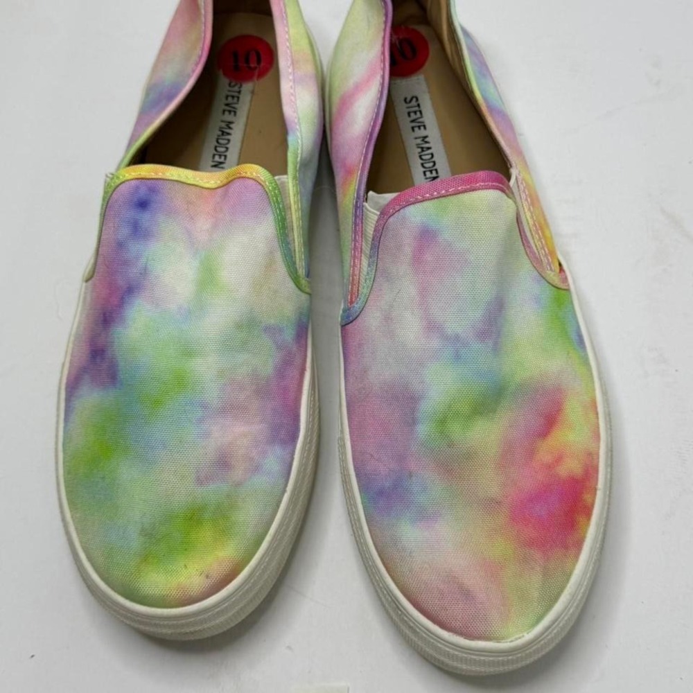 Steve Madden Tie-Dye Slip on Sneakers Size 10